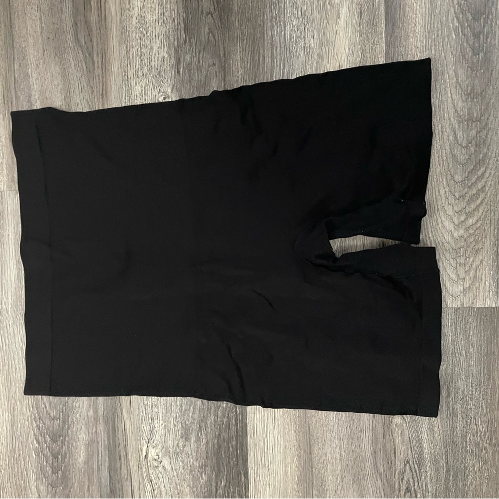 Shaper Shorts - Picture 2 of 3
